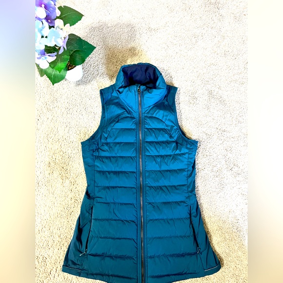 lululemon athletica Jackets & Blazers - Lululemon Alberta Lake size 4 Vest